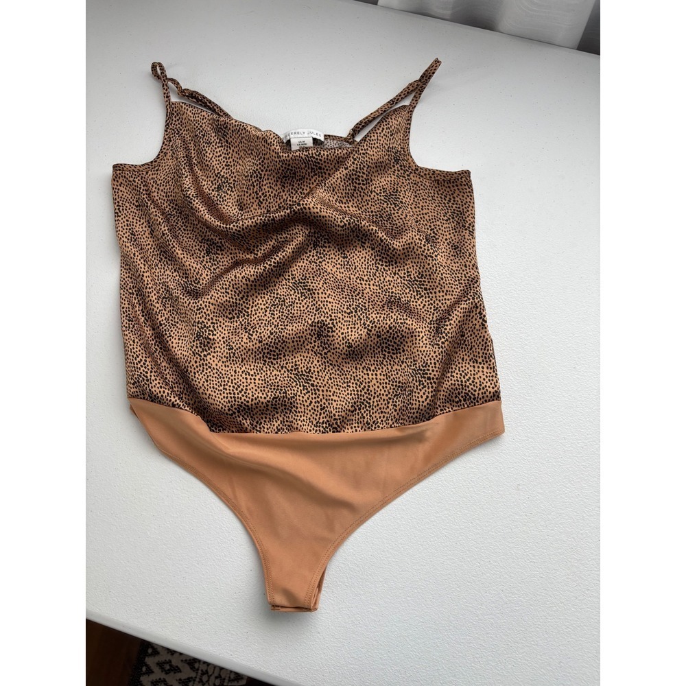 Sincerely Jules Womens Bodysuit Medium M Leopard Print Spaghetti Strap